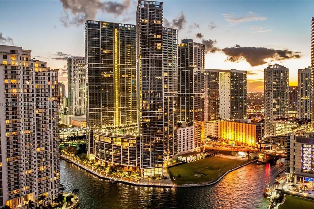 شقة Icon Luxury 34Th Floor Amazing Oceanview, Brickell ميامي المظهر الخارجي الصورة